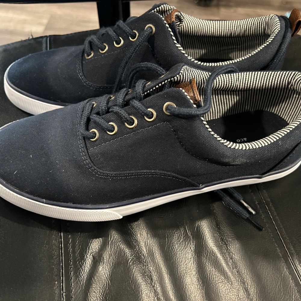 Target Women’s Dark Blue Canvas Sneakers